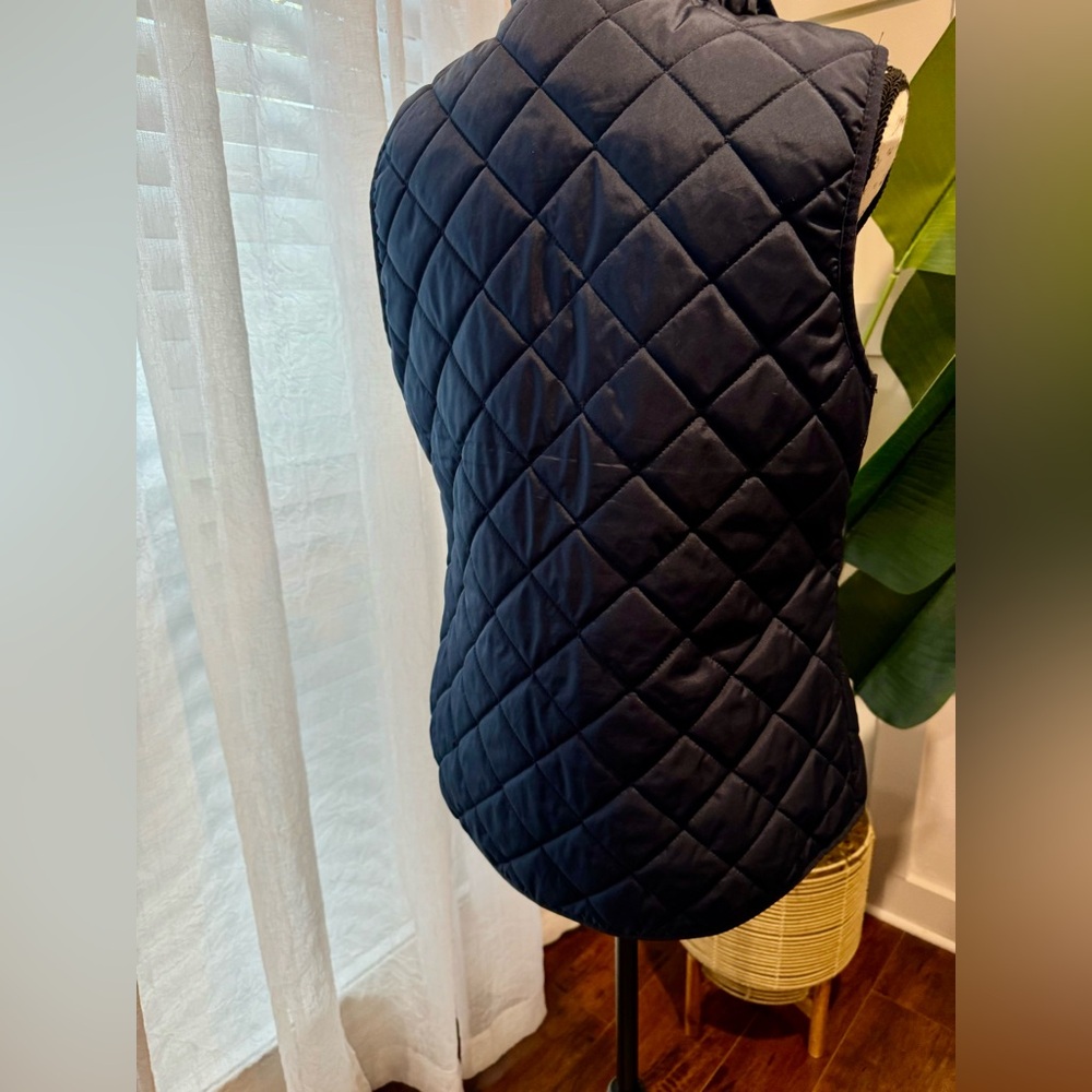 Old Navy Puffer Navy Vest, Medium